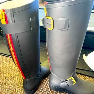 Steve Madden brand new knee high rain boot sz 9